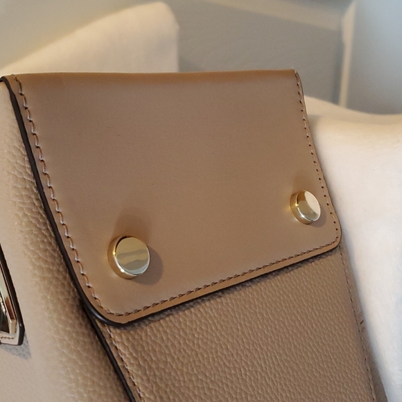 Michael Kors Large Gramercy Satchel - Picture 7 of 11